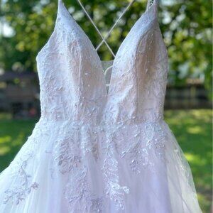 Wedding Dress Size 8